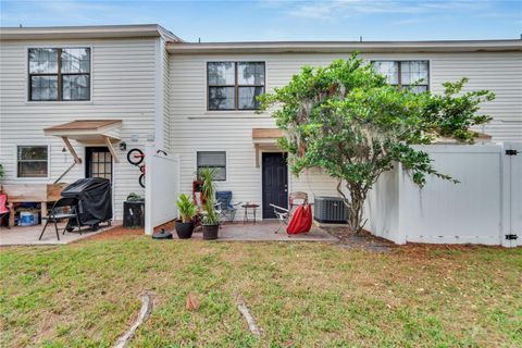 A home in PLANT CITY