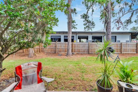 A home in PLANT CITY