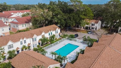 A home in PLANT CITY