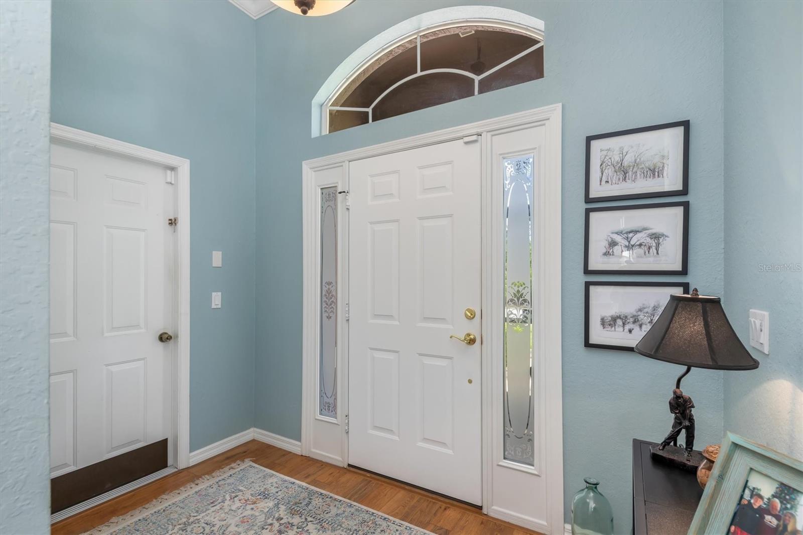 1327 HEDGEWOOD CIRCLE