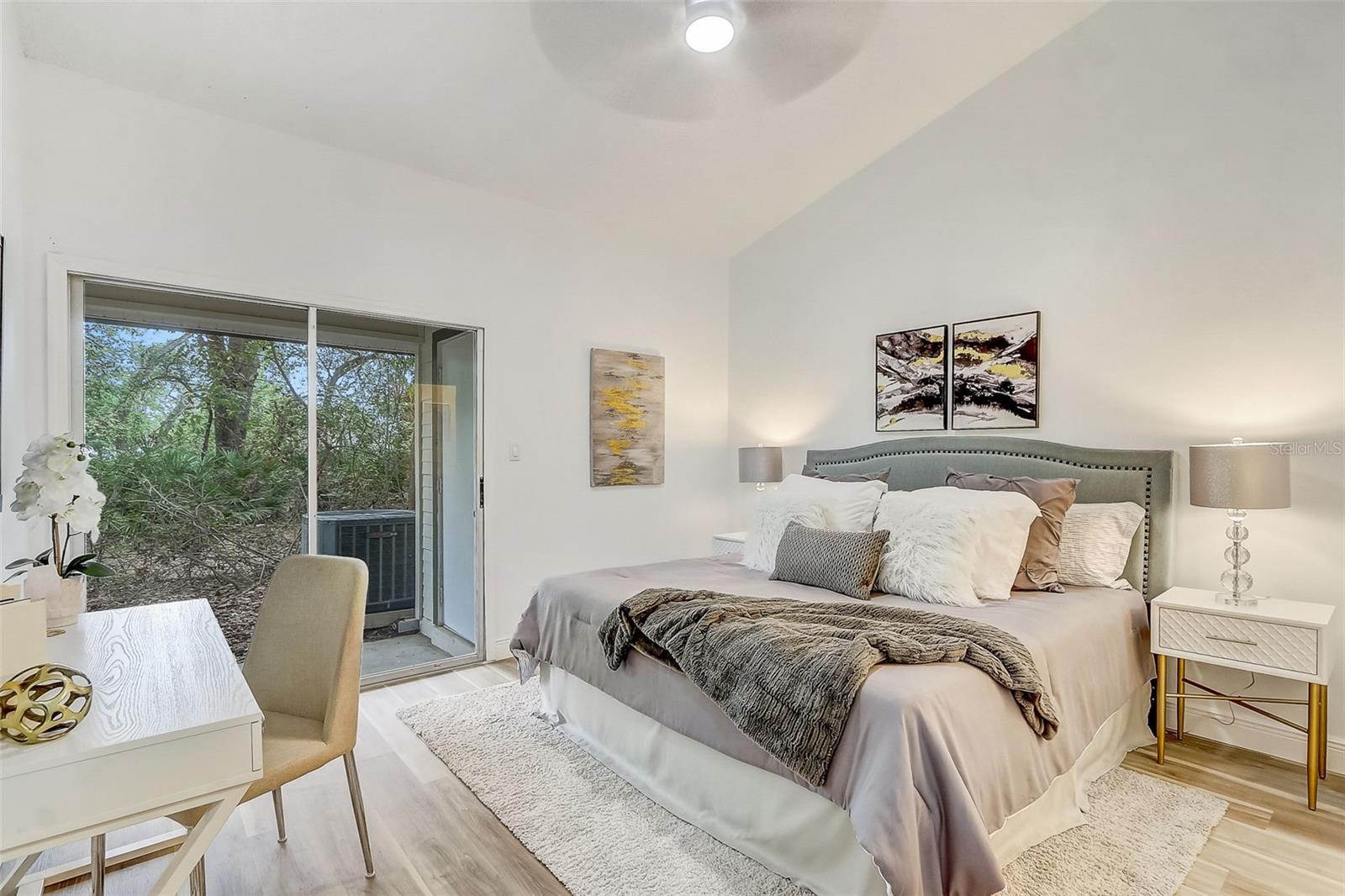 DEER RUN UNIT 14B - Residential