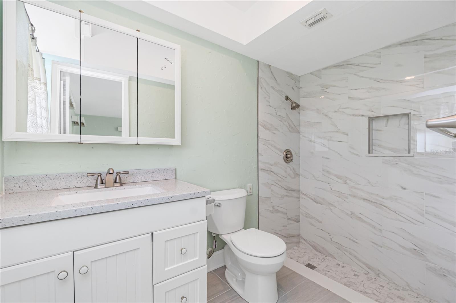 ROTONDA WEST OAKLAND HILLS - Residential