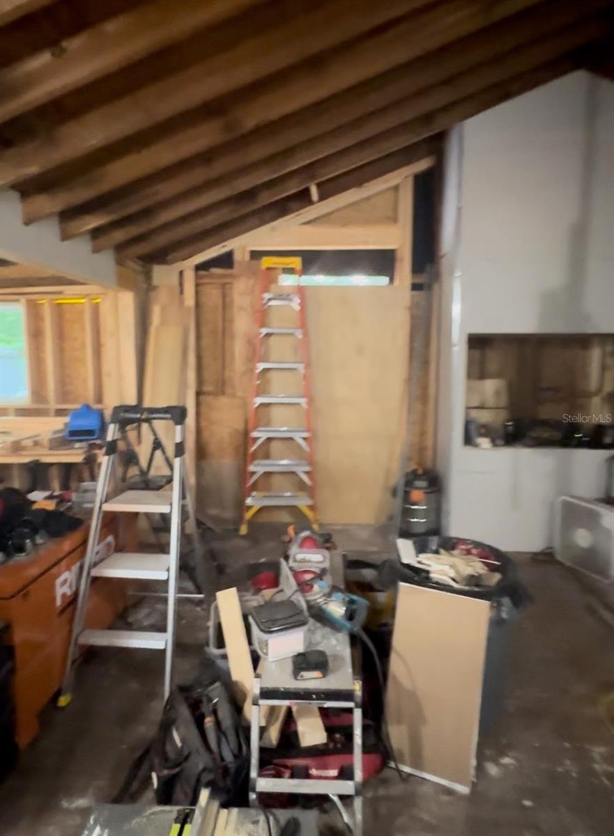 MEADOWBROOK TRLR ESTATES UNREC - Residential