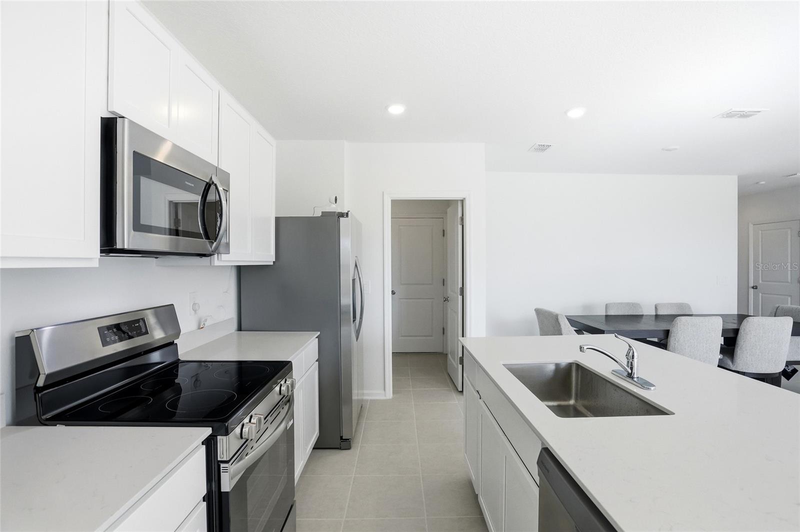 HUNT CLUB GROVES 40S - Residential