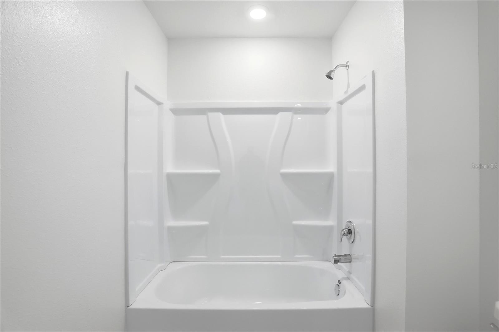 HUNT CLUB GROVES 40S - Residential