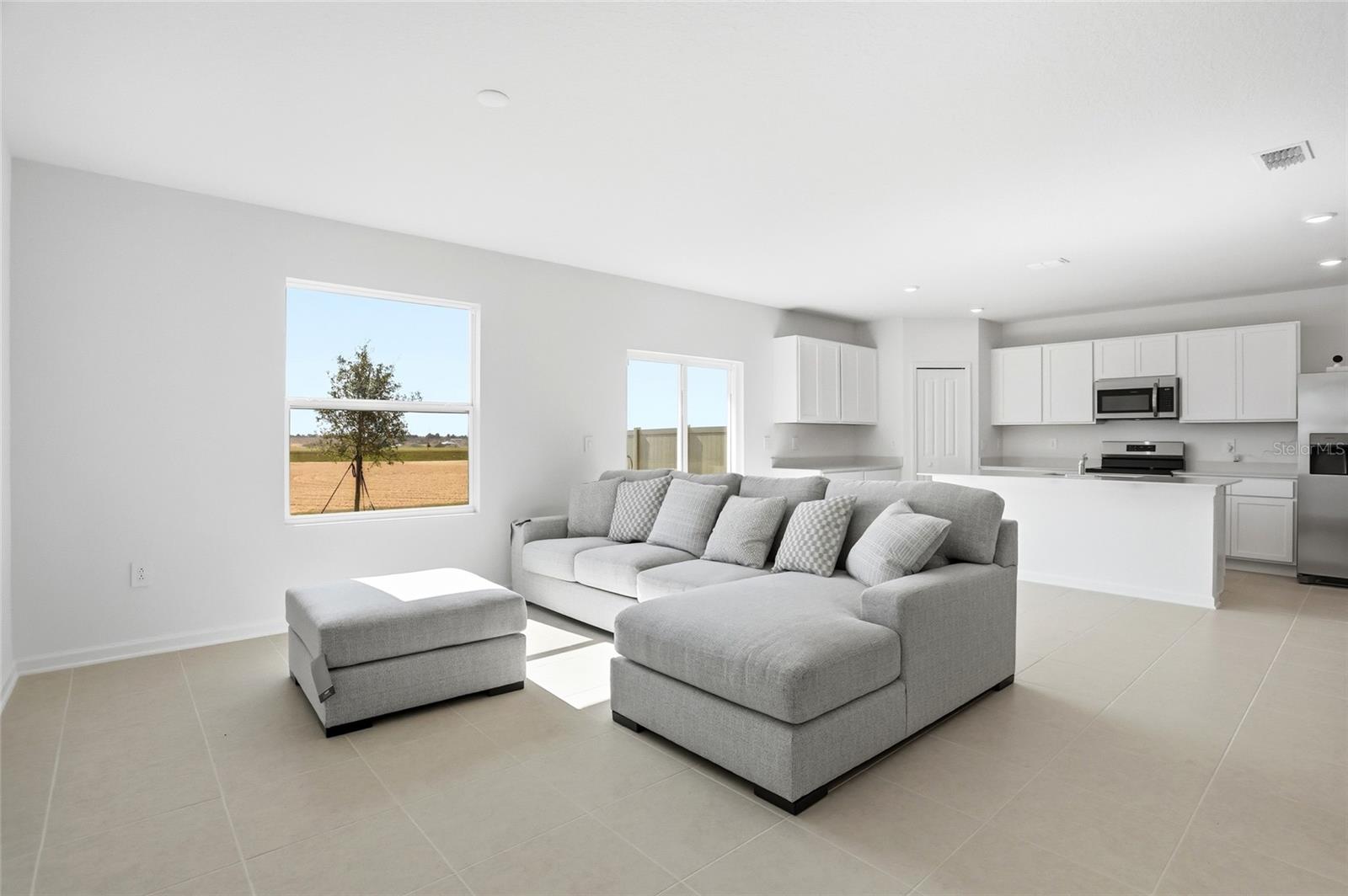 HUNT CLUB GROVES 40S - Residential