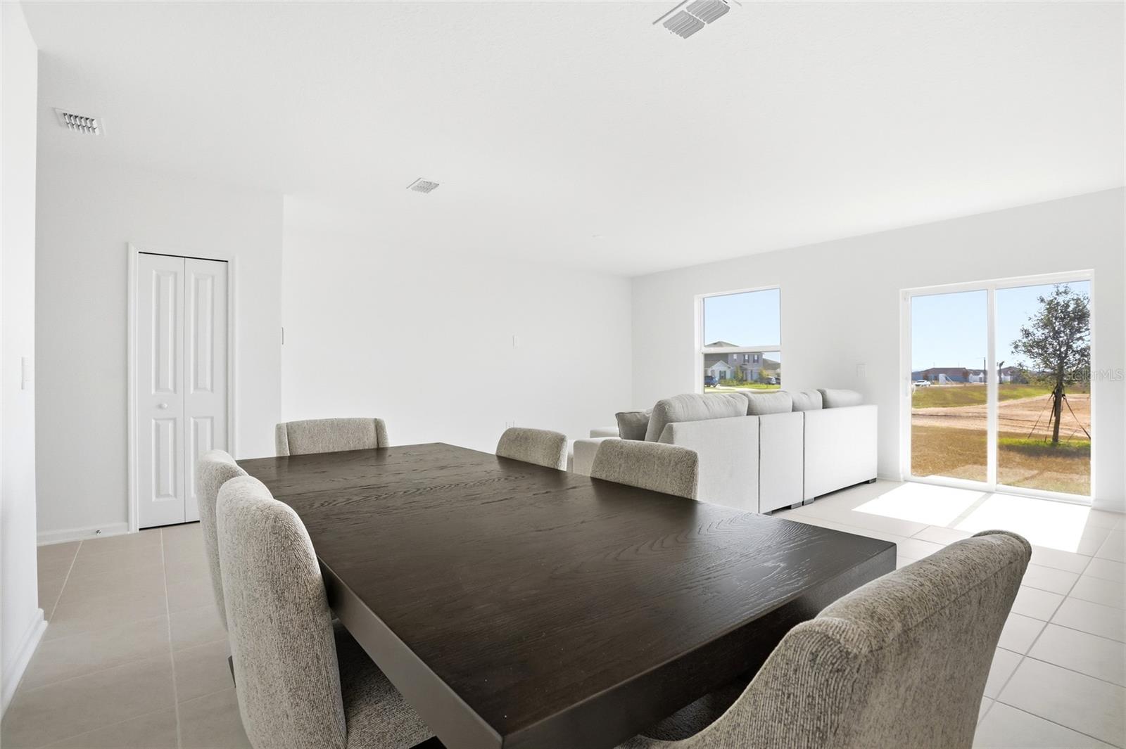 HUNT CLUB GROVES 40S - Residential