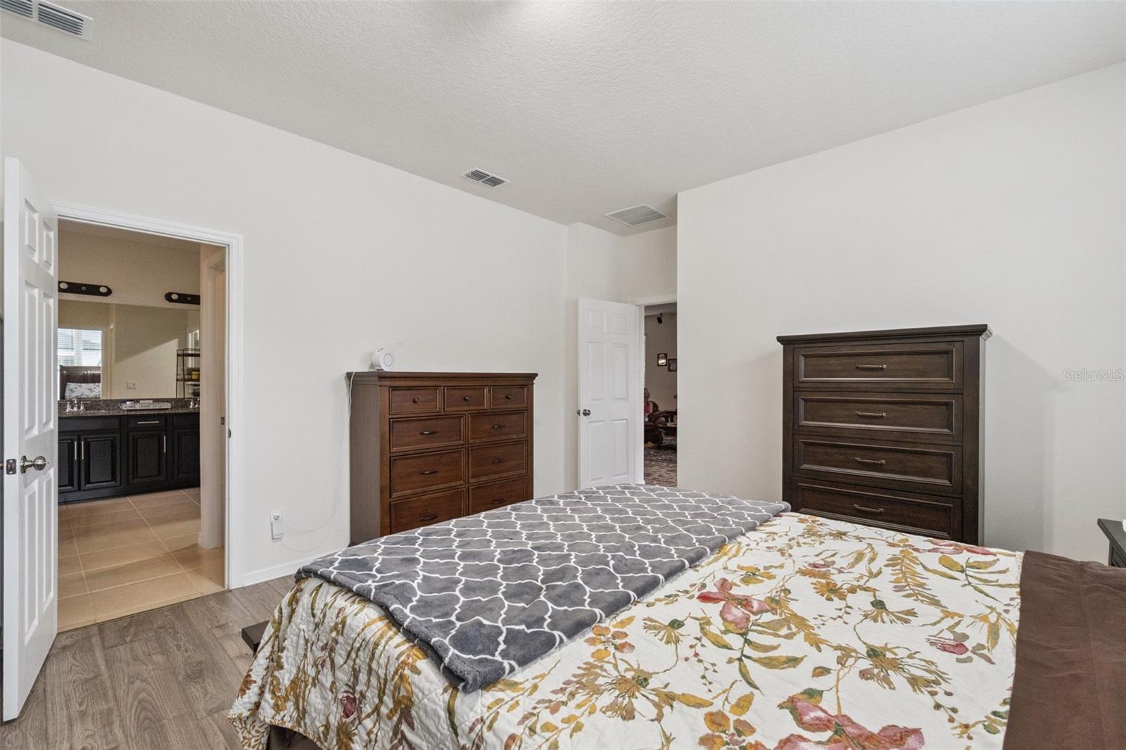 WOODLAND PARK - Residential