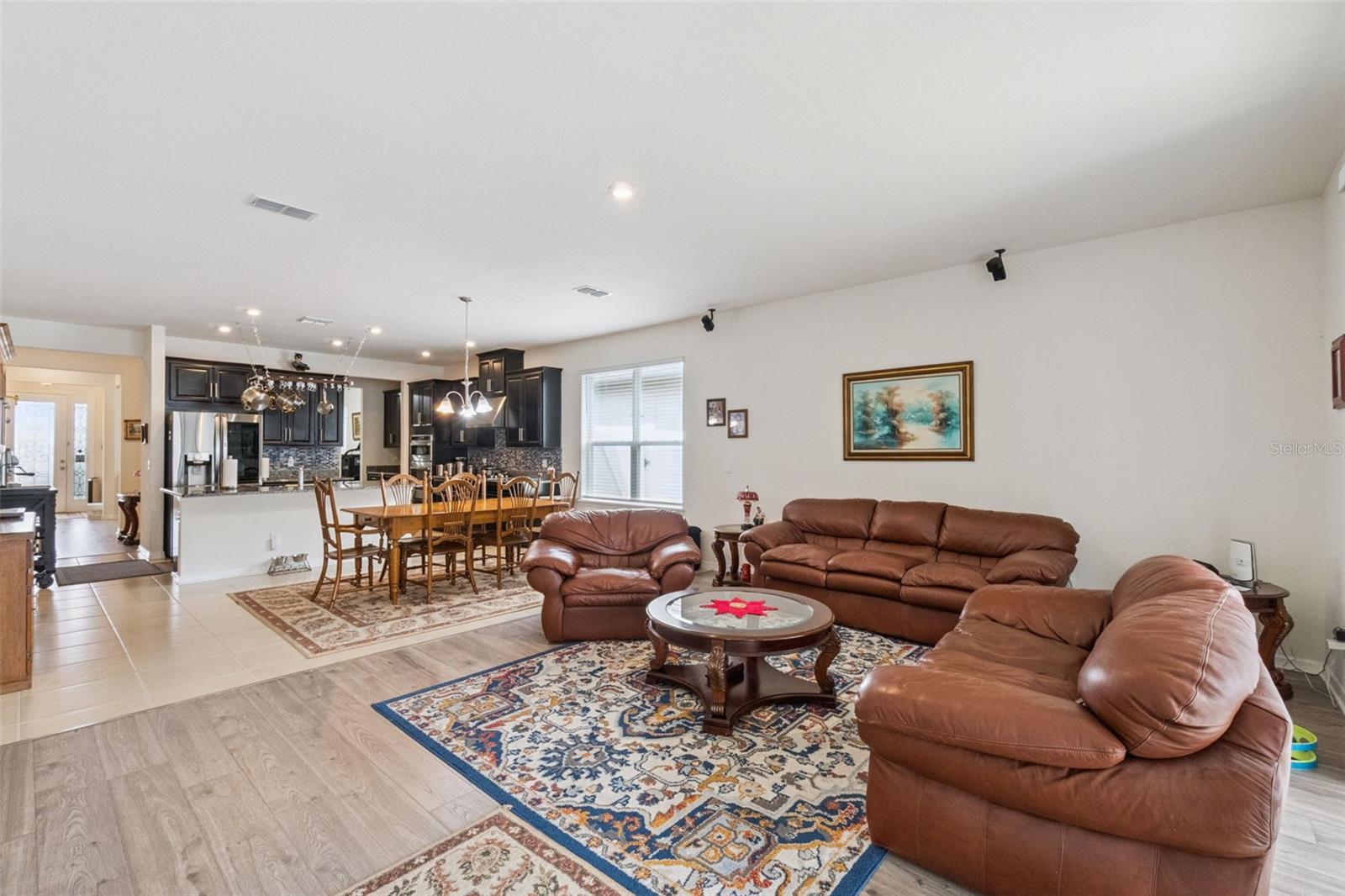 WOODLAND PARK - Residential