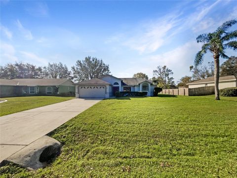 A home in LAKELAND