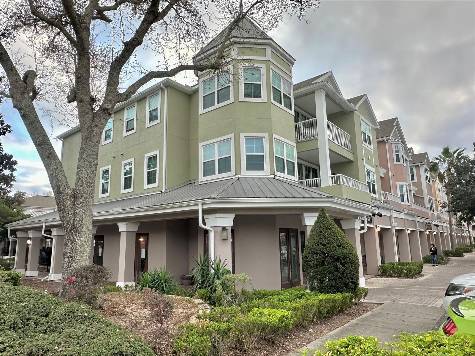 HAMPTONS/METROWEST - Residential Lease