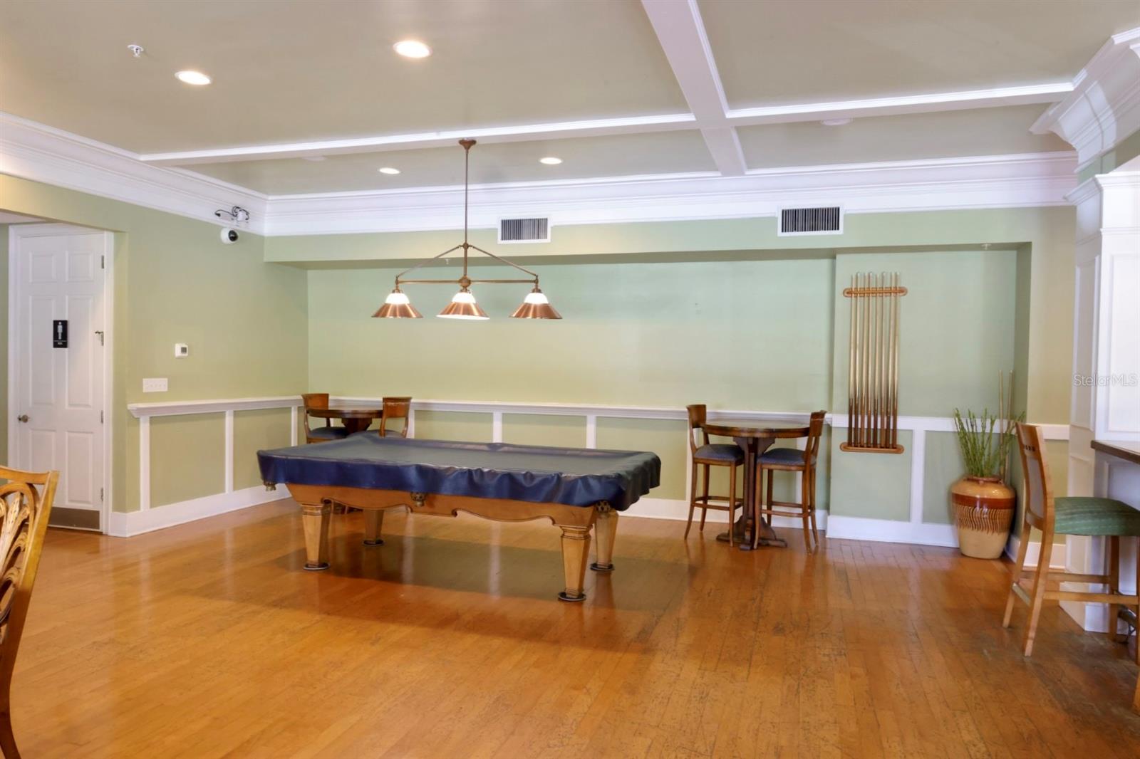 HAMPTONS/METROWEST - Residential Lease