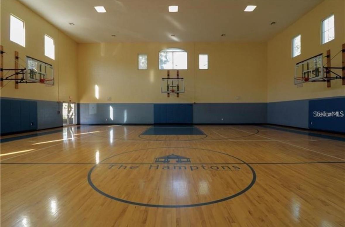 HAMPTONS/METROWEST - Residential Lease