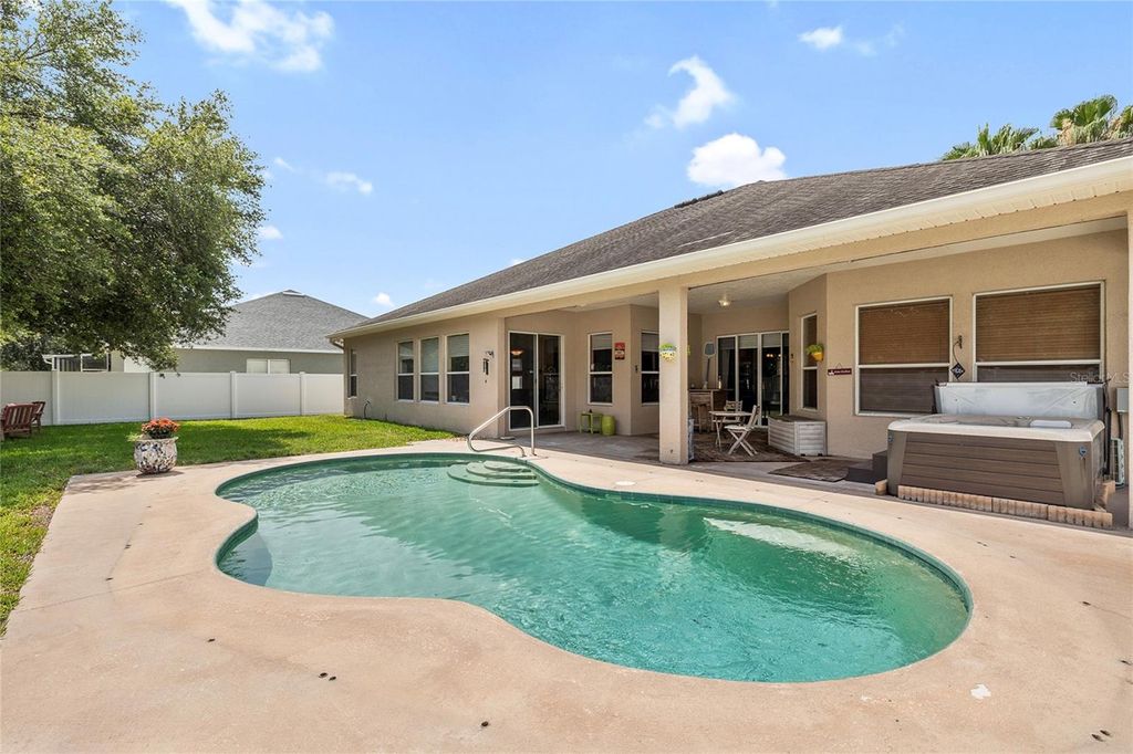 Photo of 11845 Newberry Grove Loop, Riverview, FL 33579 (MLS # TB8381997)