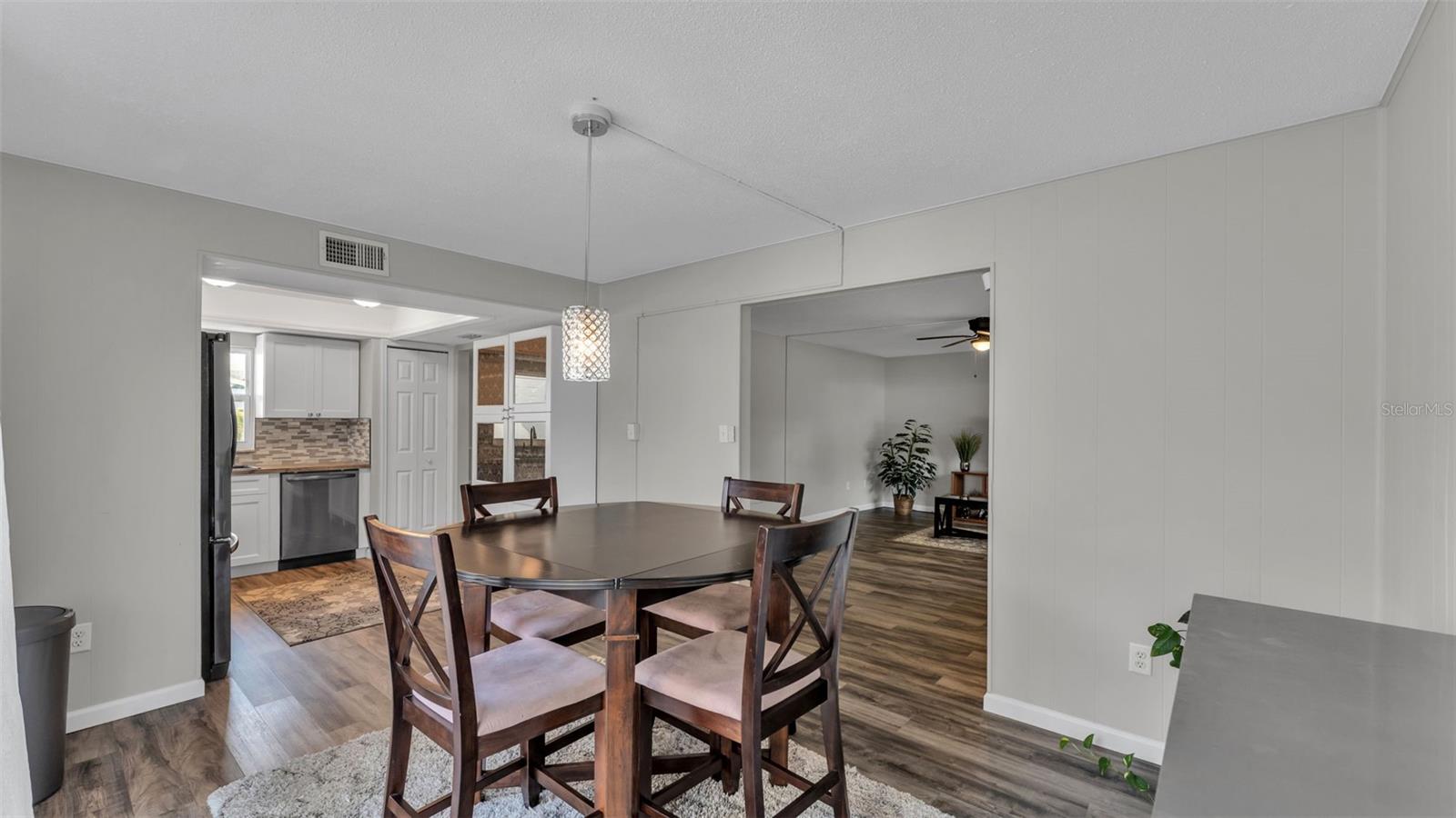 IMPERIAL SOUTHGATE VILLAS CONDO - Residential