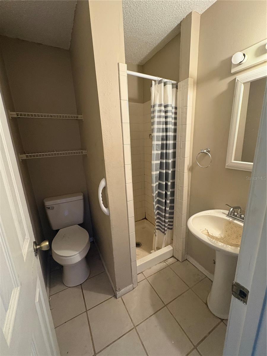 HILLCREST SUB - Residential