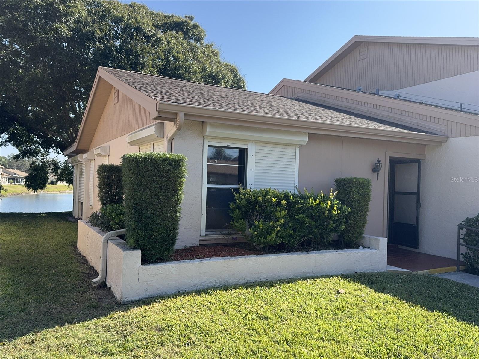 HOLIDAY LAKE VILLAS CONDO - Residential