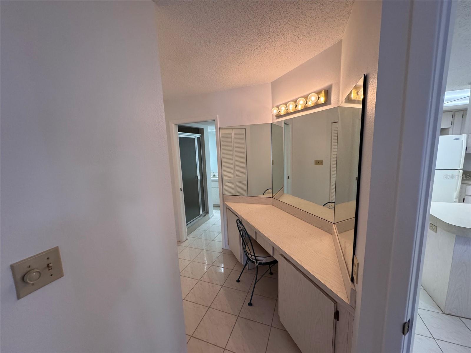 HOLIDAY LAKE VILLAS CONDO - Residential