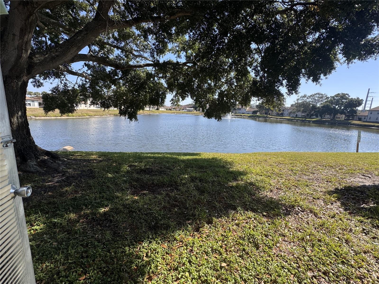 HOLIDAY LAKE VILLAS CONDO - Residential