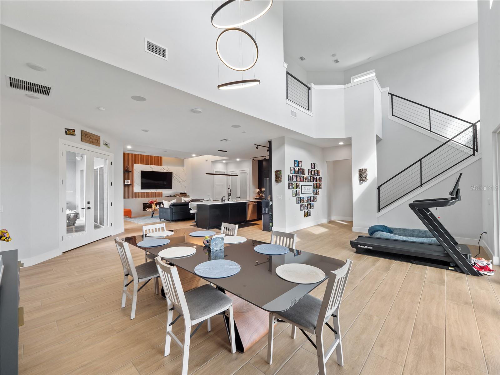 HAMPTON LNDG/PROVIDENCE - Residential Lease