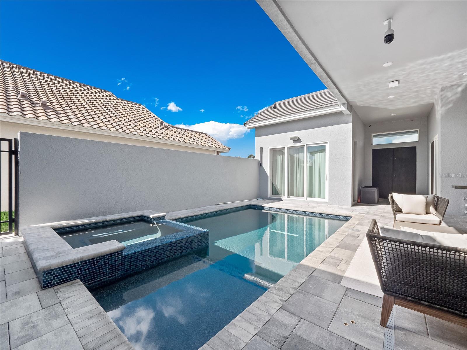 HAMPTON LNDG/PROVIDENCE - Residential Lease