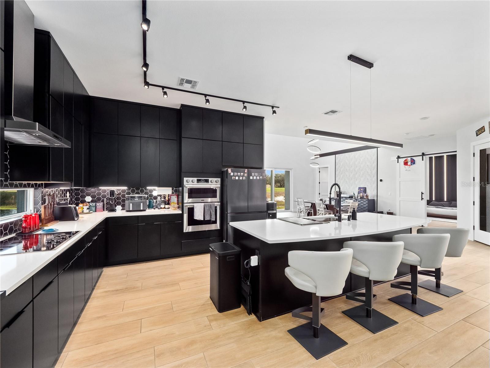 HAMPTON LNDG/PROVIDENCE - Residential Lease