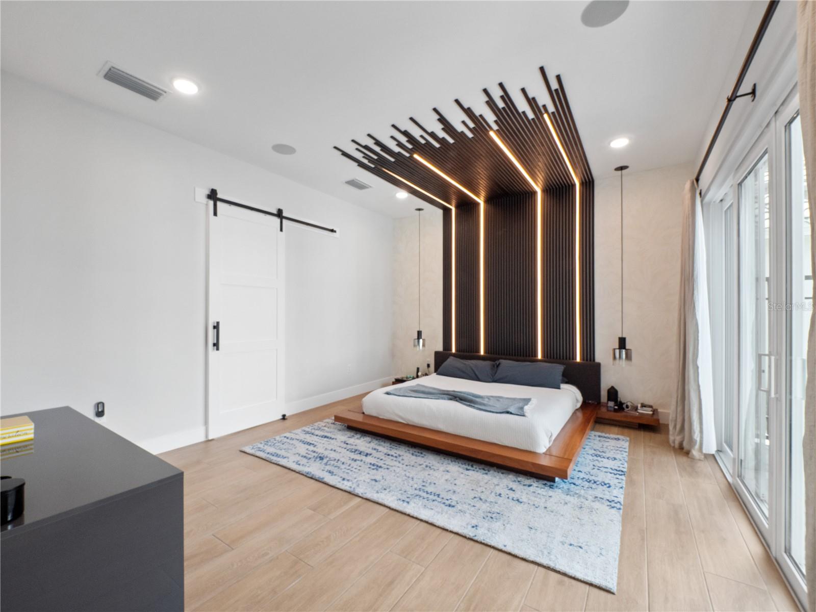 HAMPTON LNDG/PROVIDENCE - Residential Lease