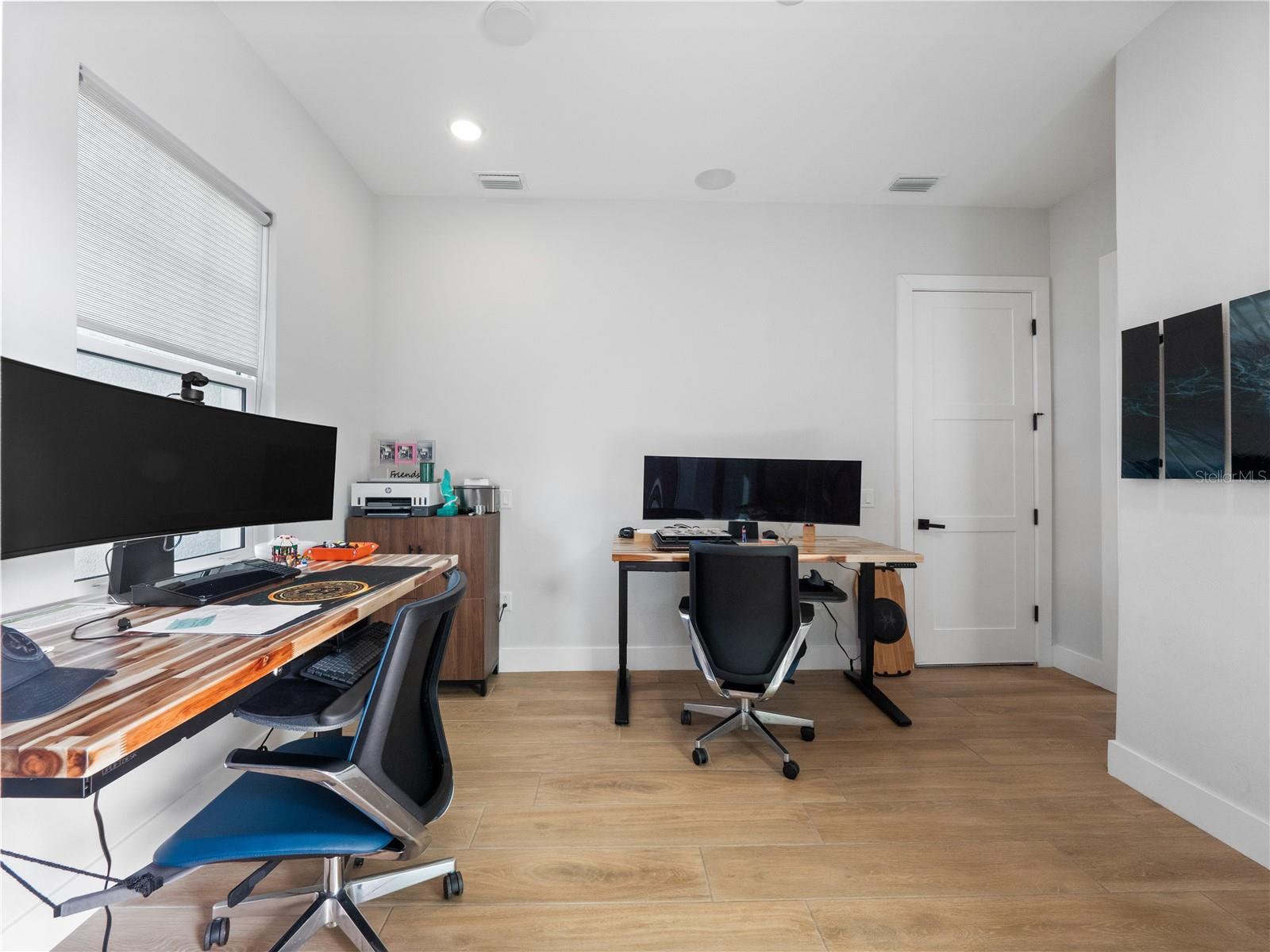 HAMPTON LNDG/PROVIDENCE - Residential Lease