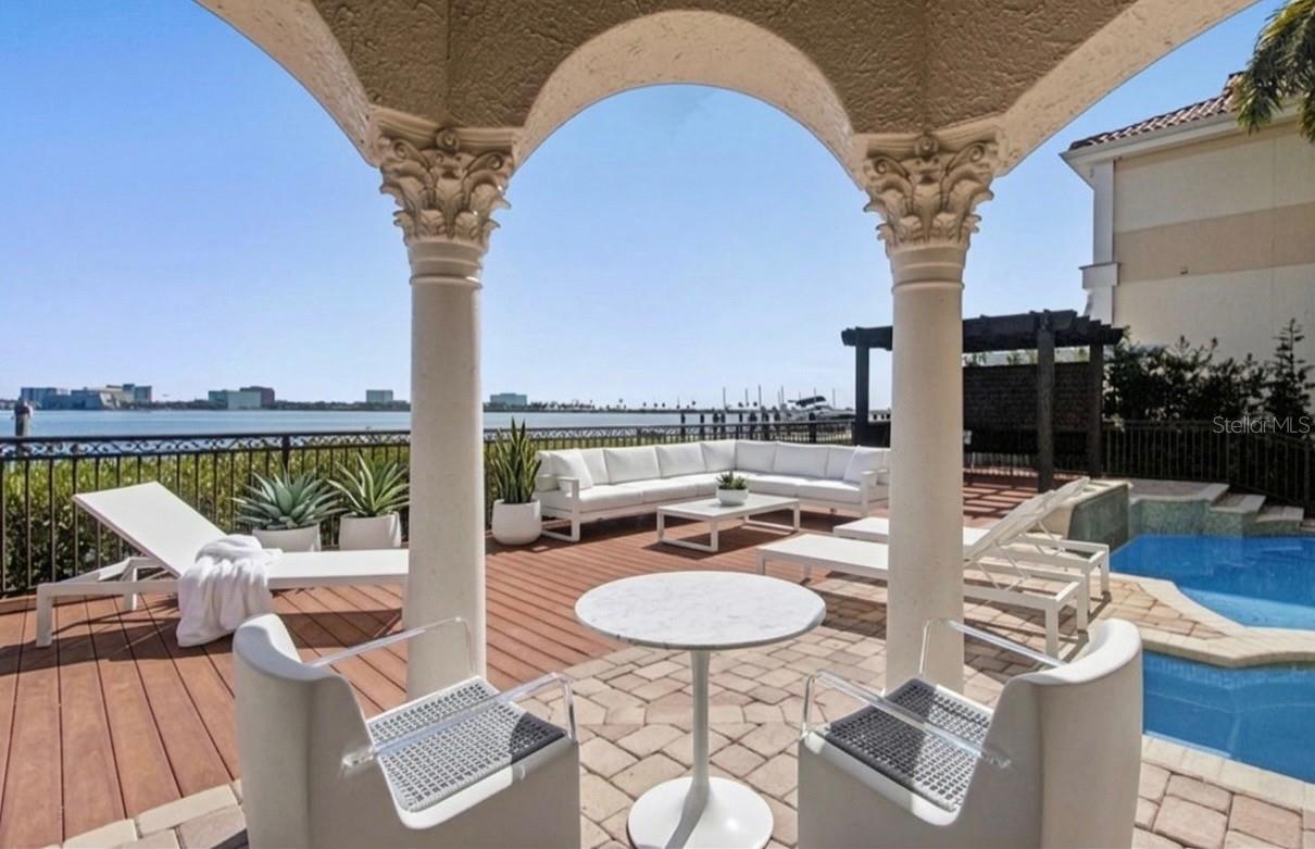 THE RESERVE OF OLD TAMPA BAY - Residential