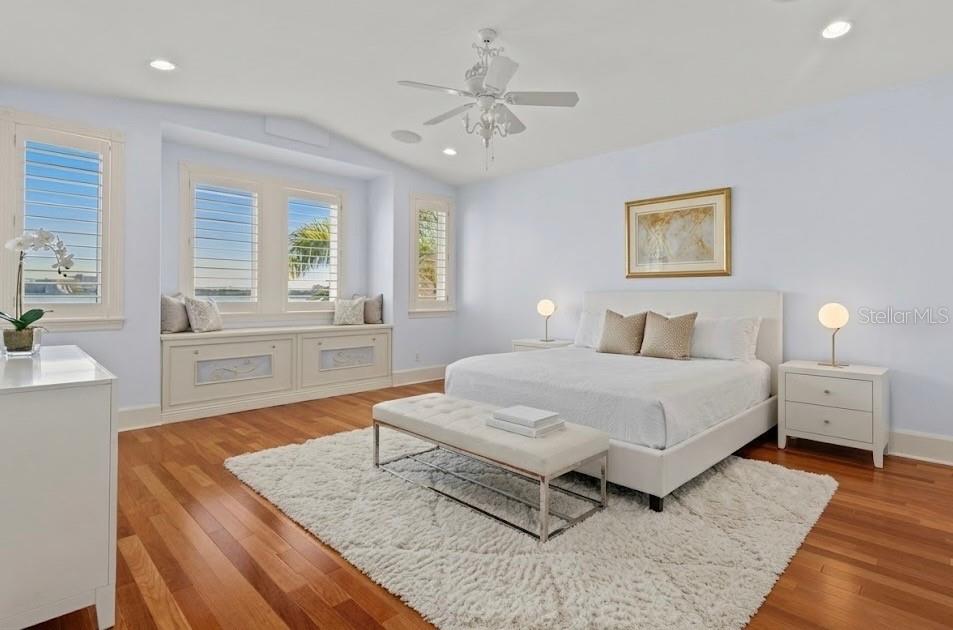 THE RESERVE OF OLD TAMPA BAY - Residential