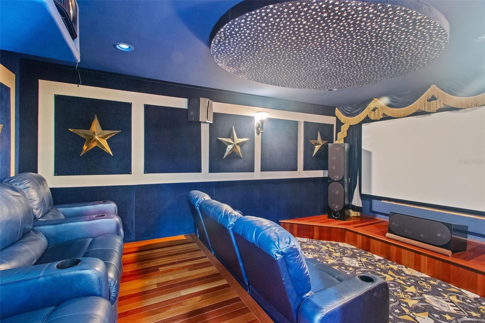 THE RESERVE OF OLD TAMPA BAY - Residential