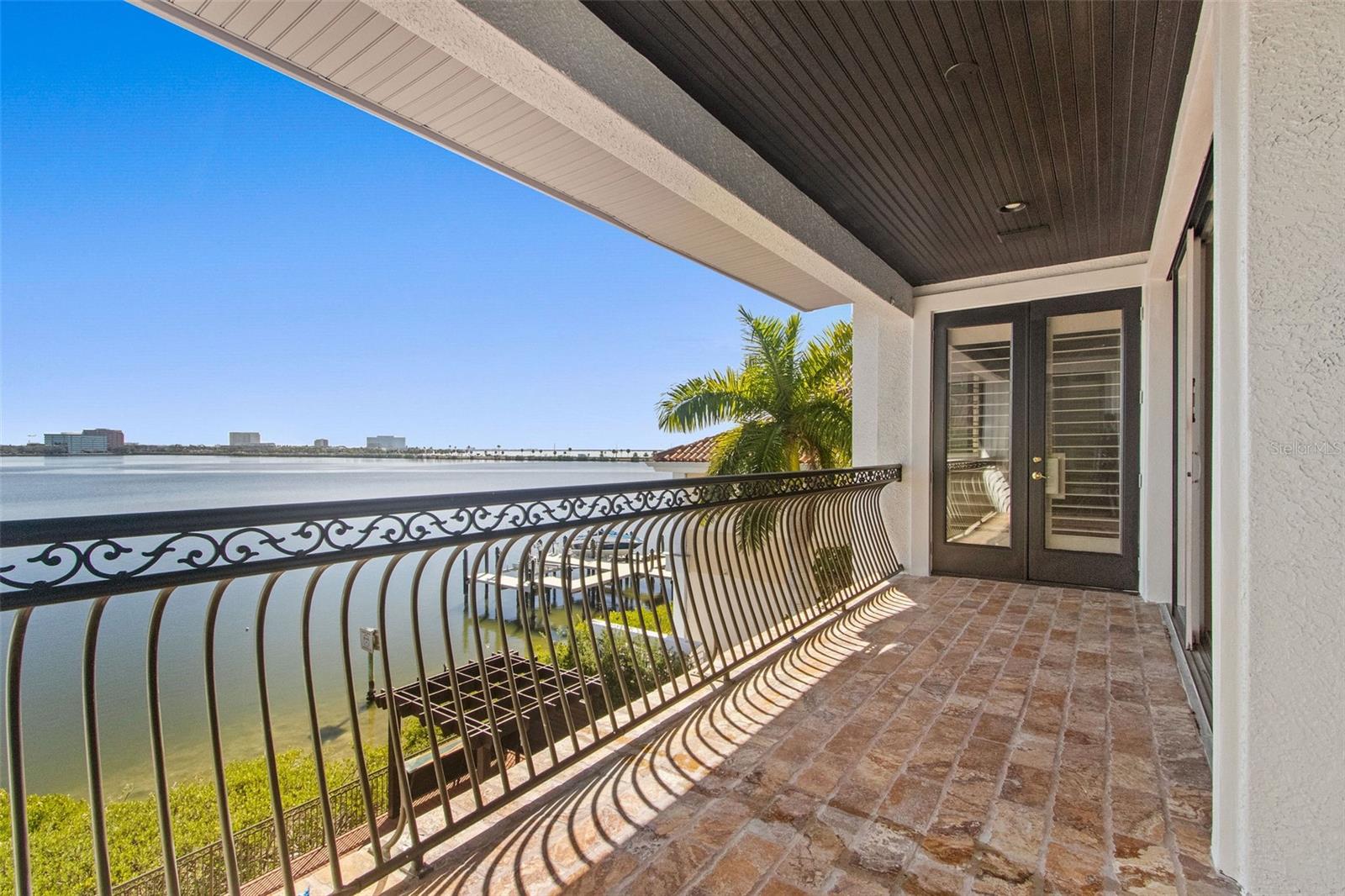 THE RESERVE OF OLD TAMPA BAY - Residential