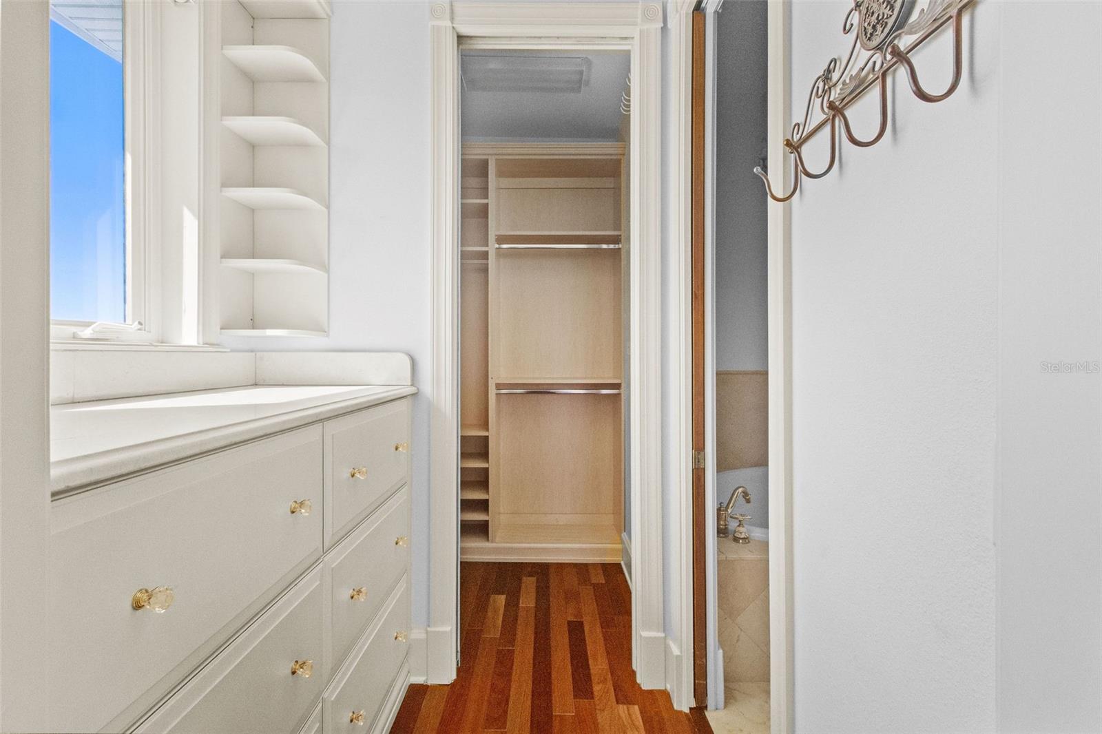 THE RESERVE OF OLD TAMPA BAY - Residential