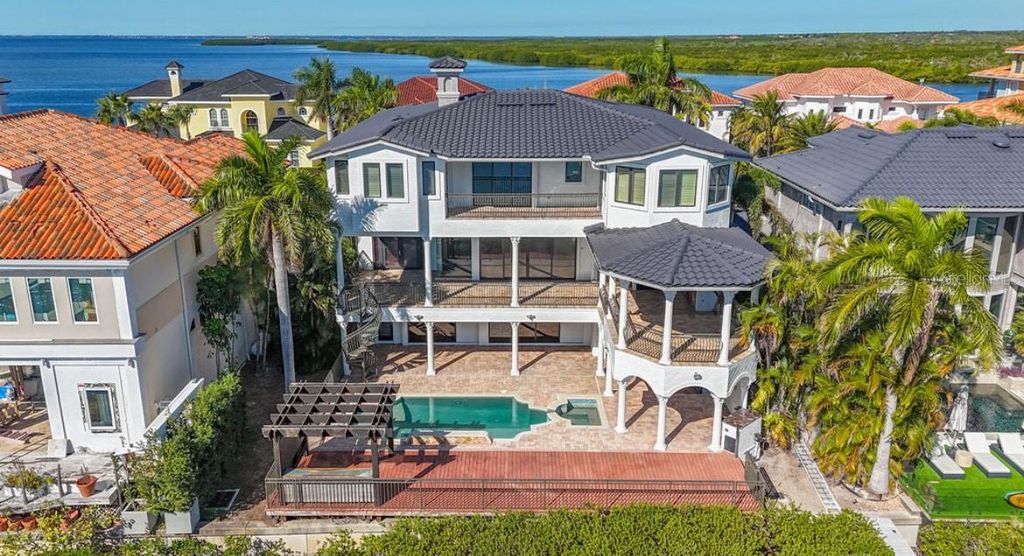 Photo of 4107 Causeway Vista Drive, Tampa, FL 33615 (MLS # TB8448884)