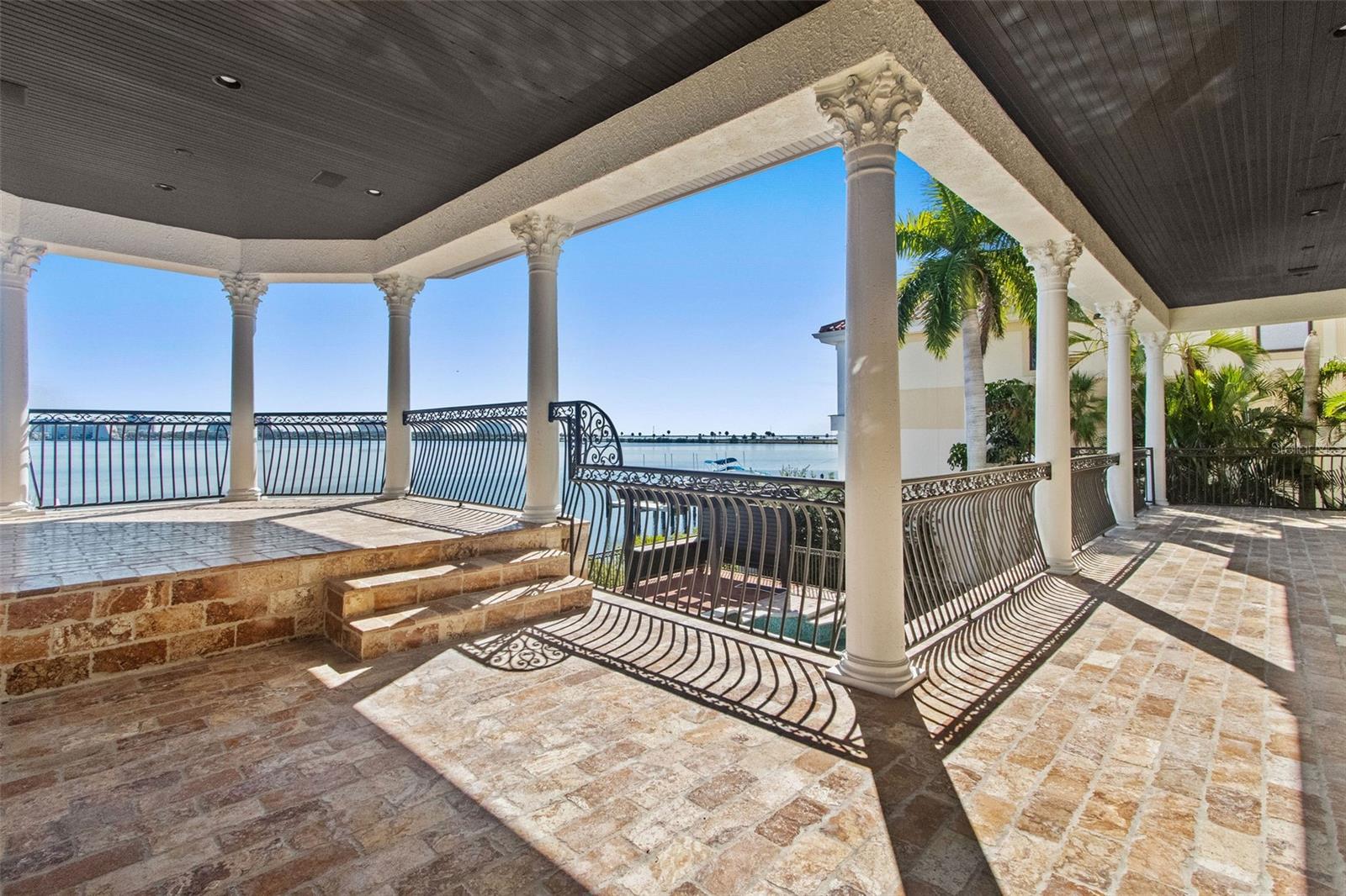 THE RESERVE OF OLD TAMPA BAY - Residential