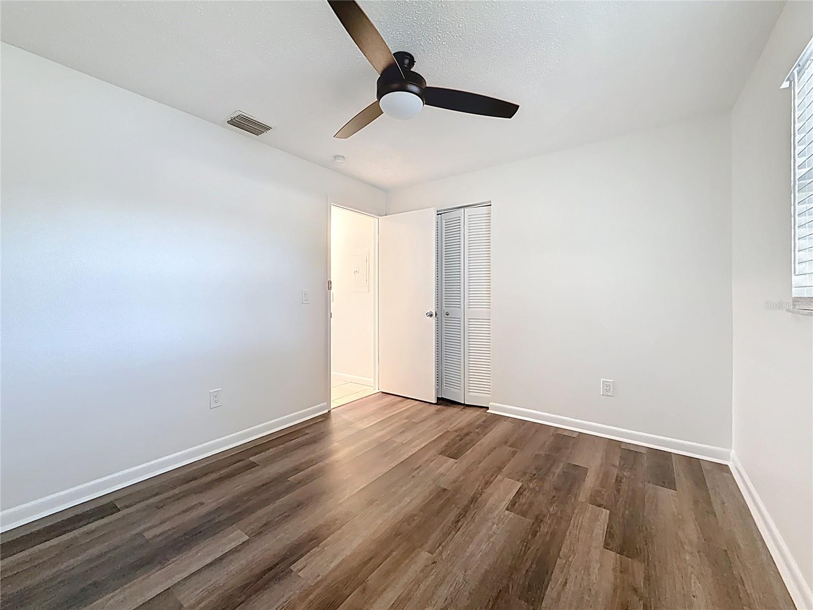 BREEZY ACRES PARK - Residential