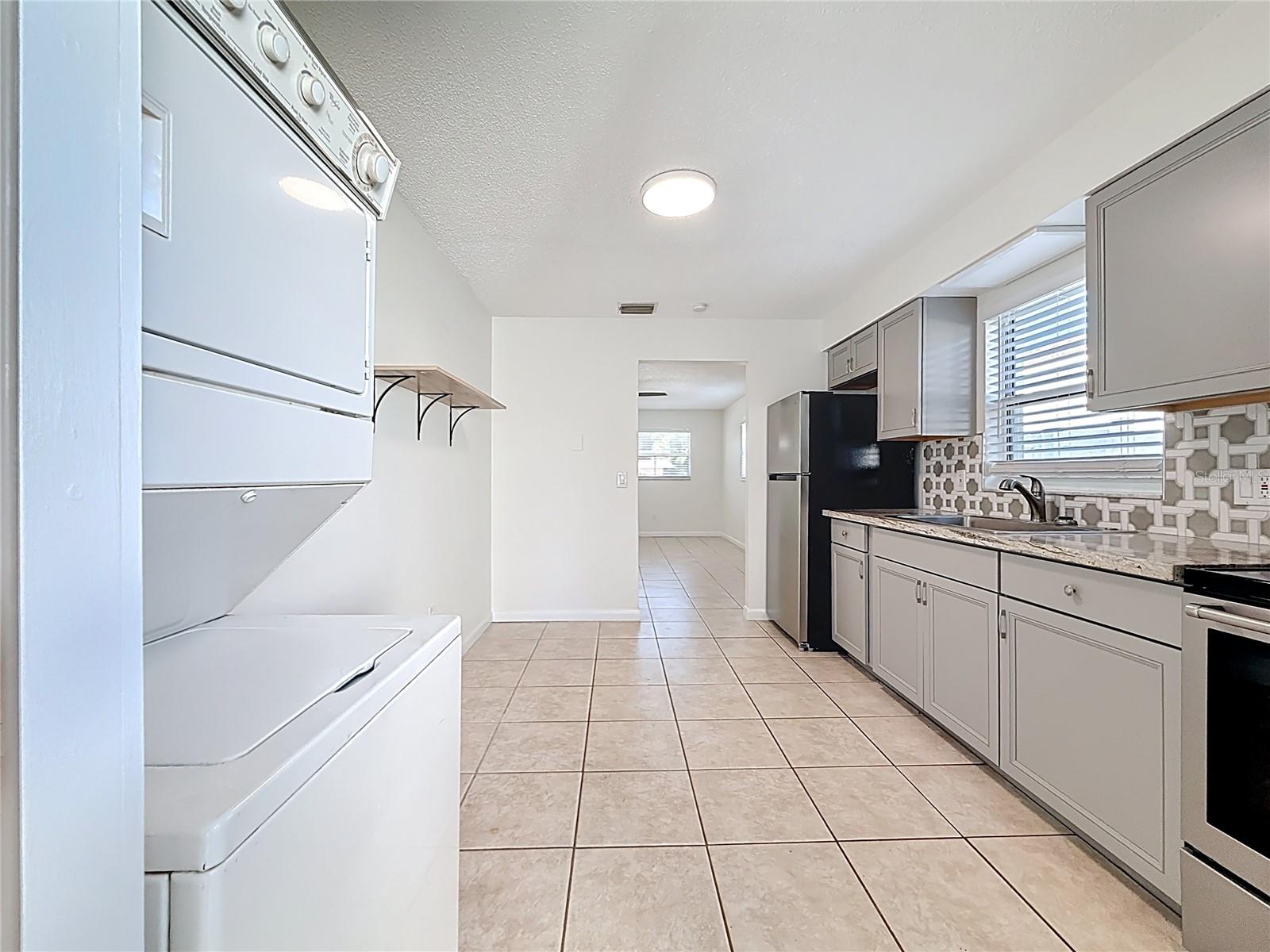 BREEZY ACRES PARK - Residential