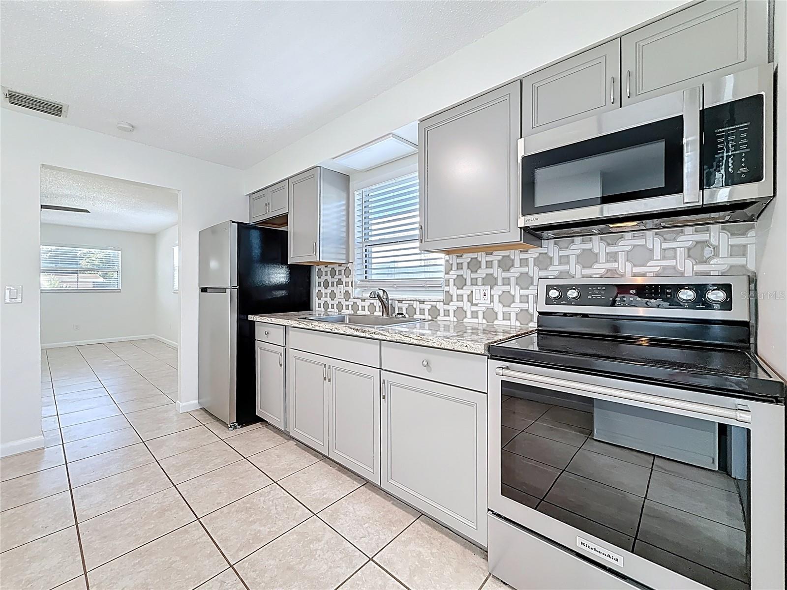 BREEZY ACRES PARK - Residential