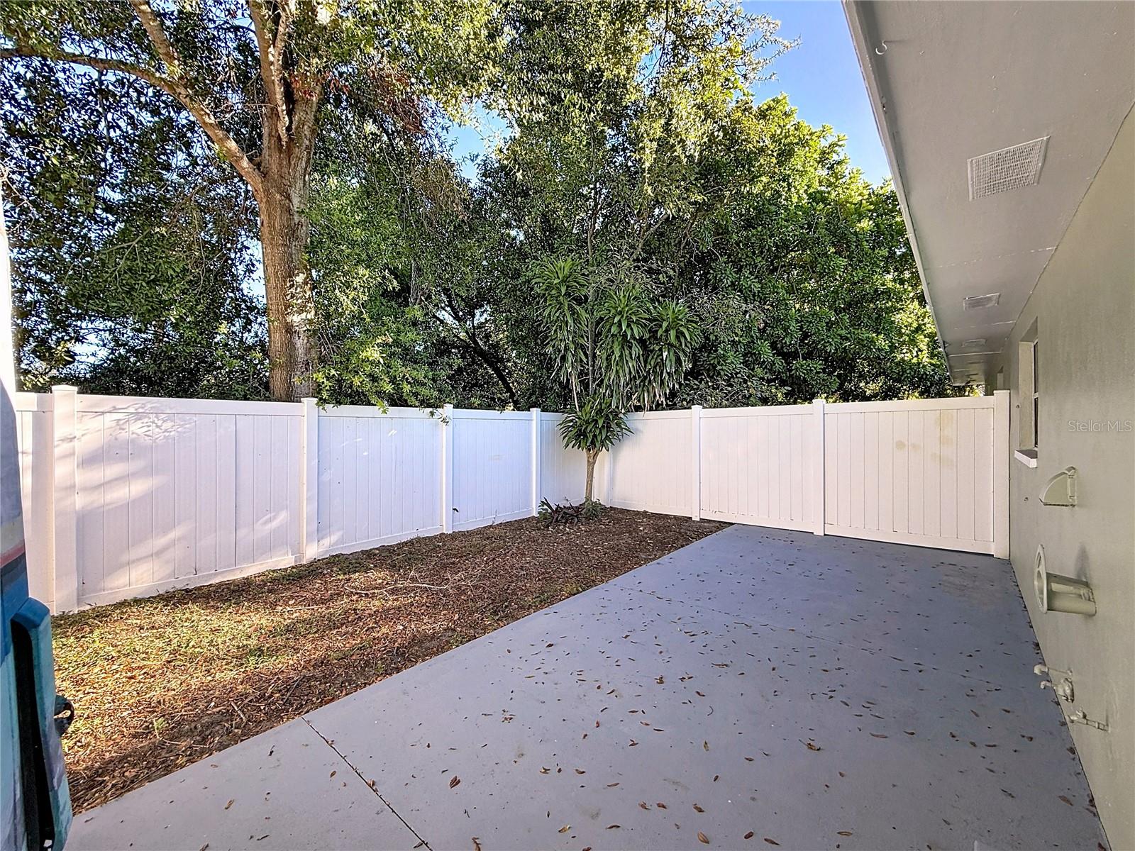 BREEZY ACRES PARK - Residential