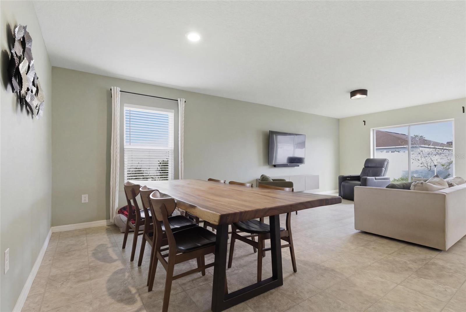 MIRABELLA - Residential