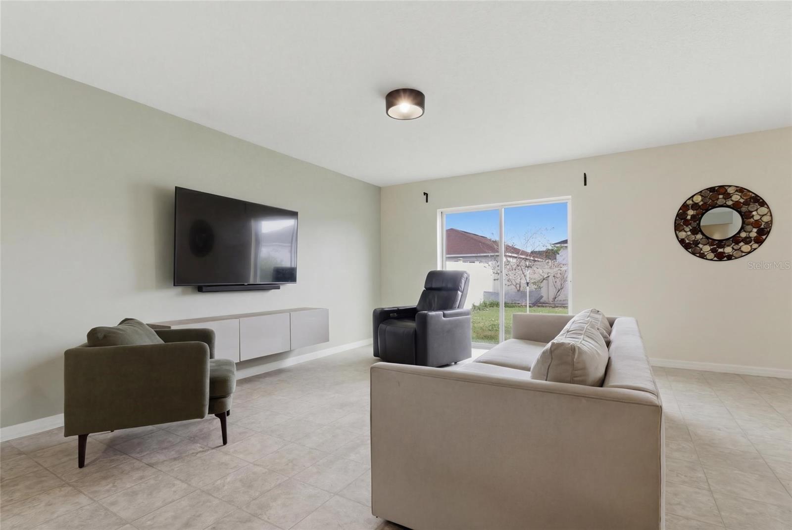 MIRABELLA - Residential