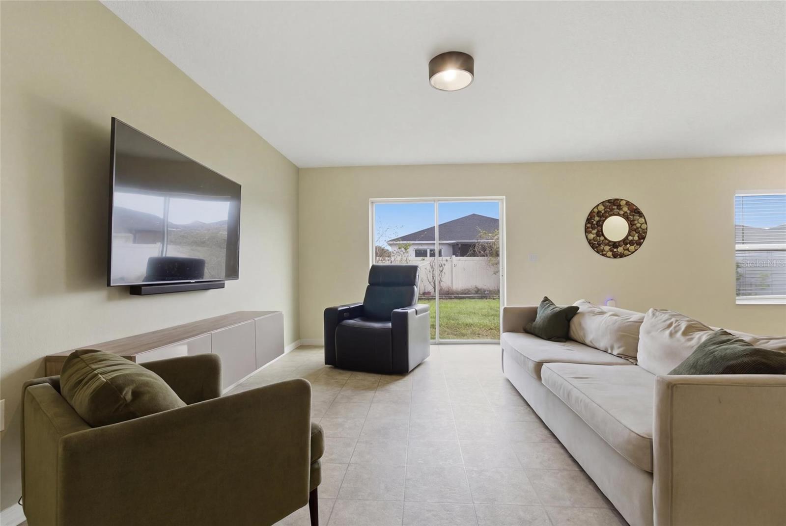 MIRABELLA - Residential