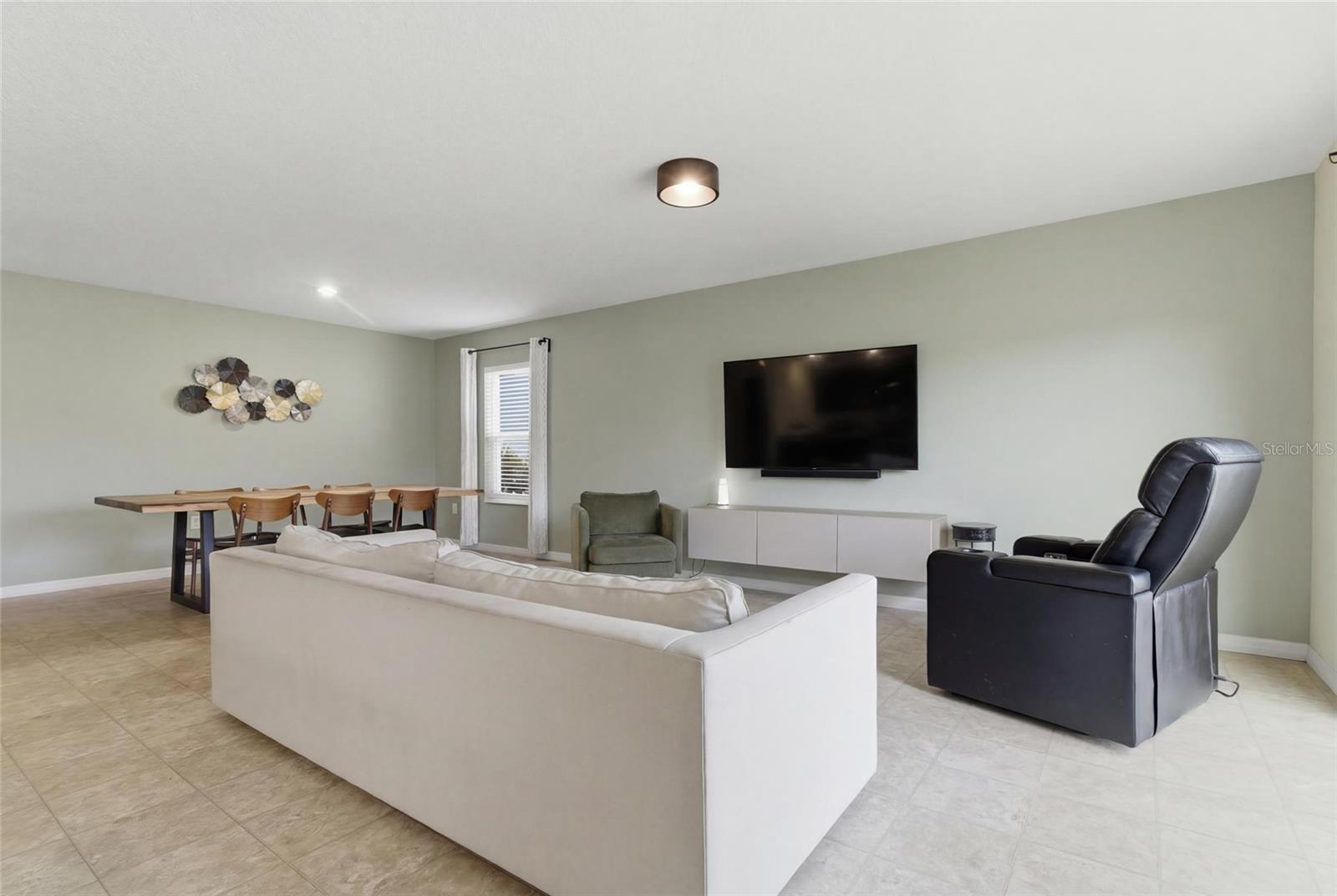 MIRABELLA - Residential