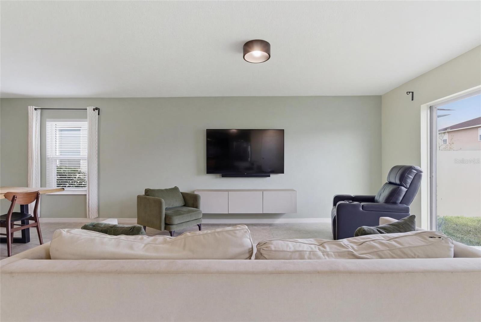 MIRABELLA - Residential