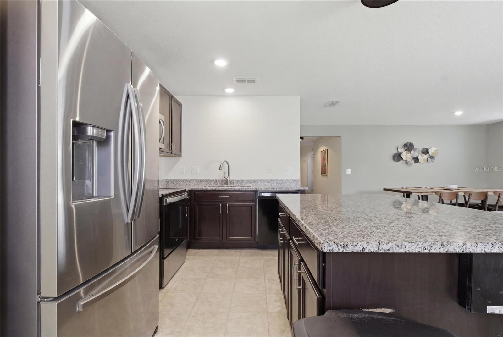 MIRABELLA - Residential