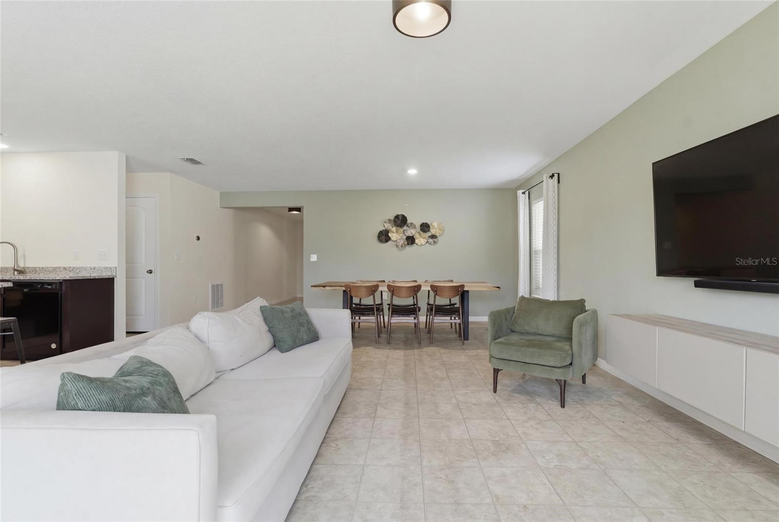 MIRABELLA - Residential