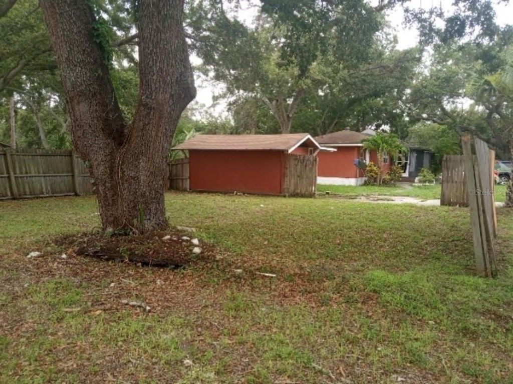 Photo of 1001 Pinellas Street, Clearwater, FL 33756 (MLS # TB8400499)