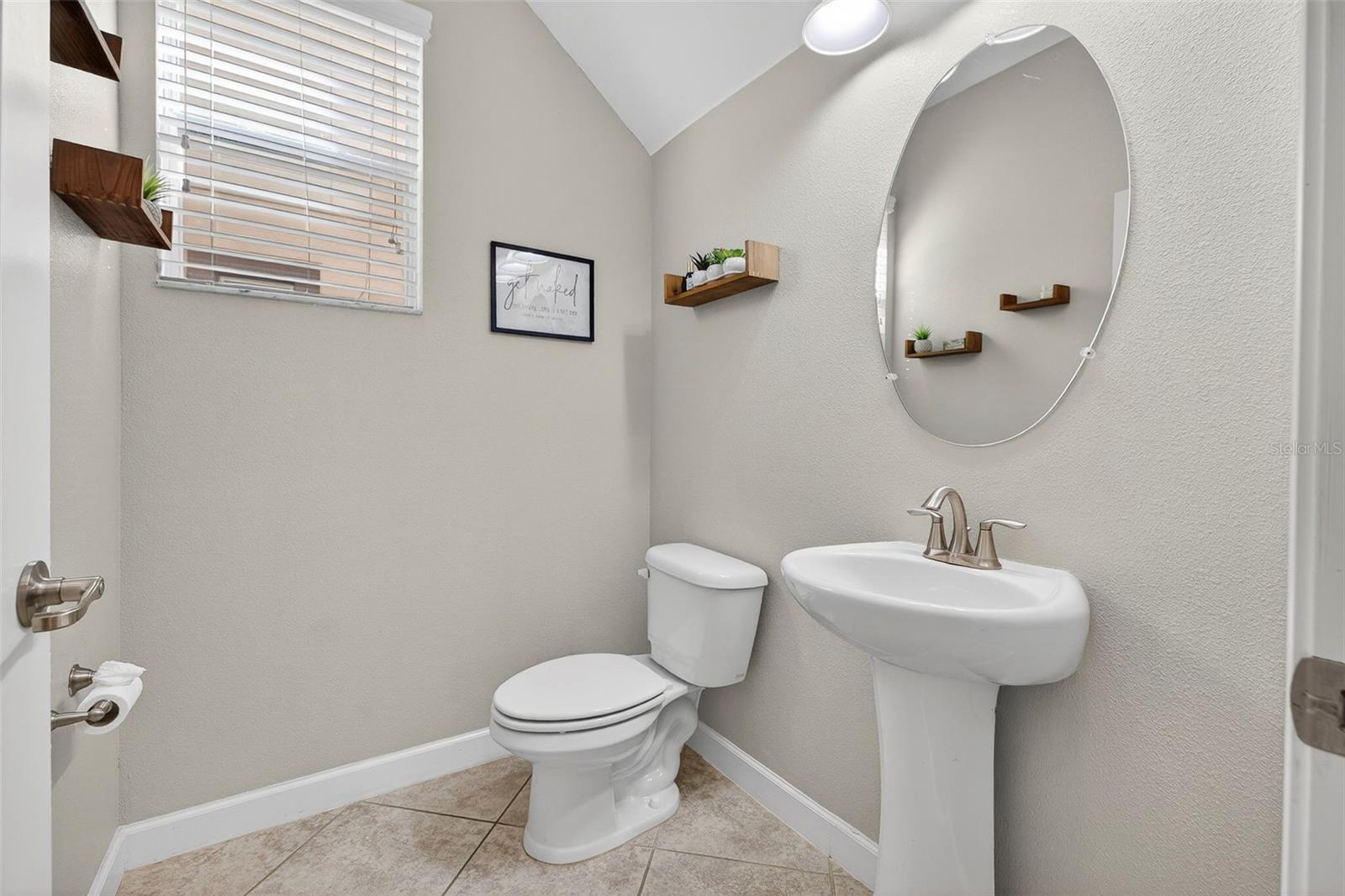 LA COLLINA PH 1A - Residential