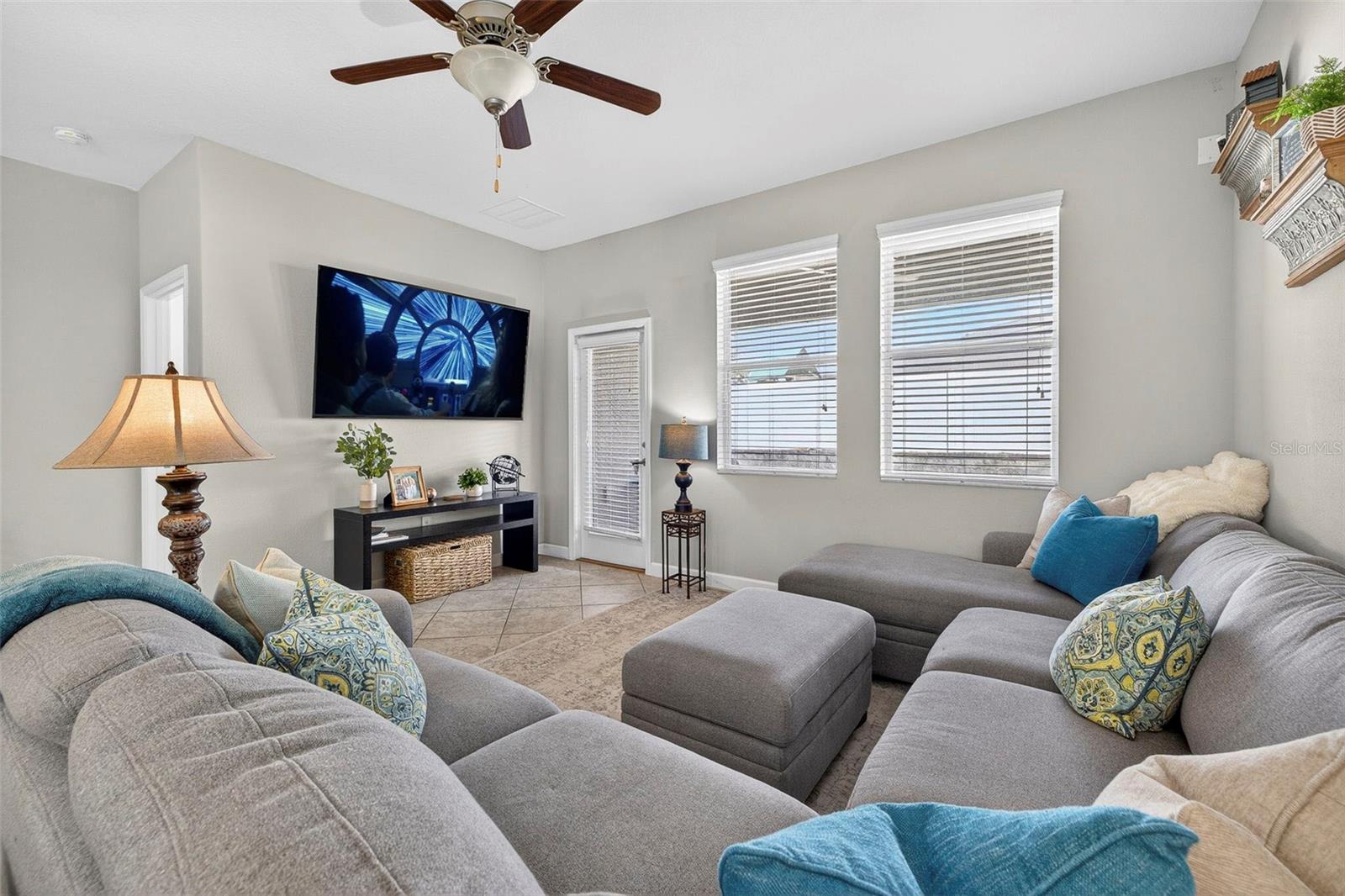 LA COLLINA PH 1A - Residential