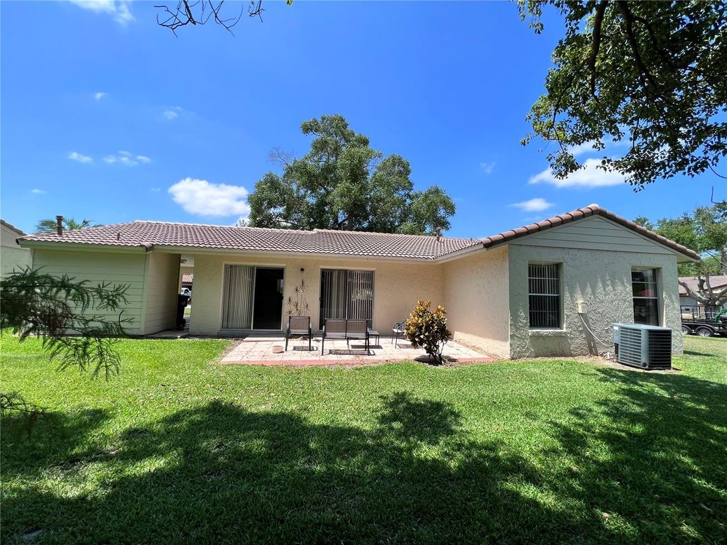 Photo of 5335 Magna Carta Street, Orlando, FL 32821 (MLS # O6373305)